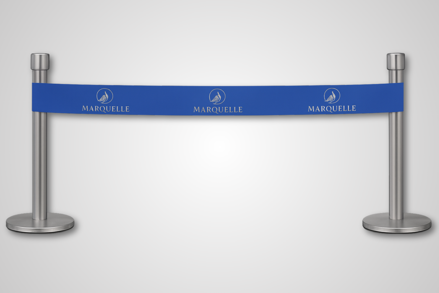 Fotografia inauguračnej stuhy s potlačou - Informujte sa u JM Band®. Zakúpte si stuhu v modrej farbe tu.