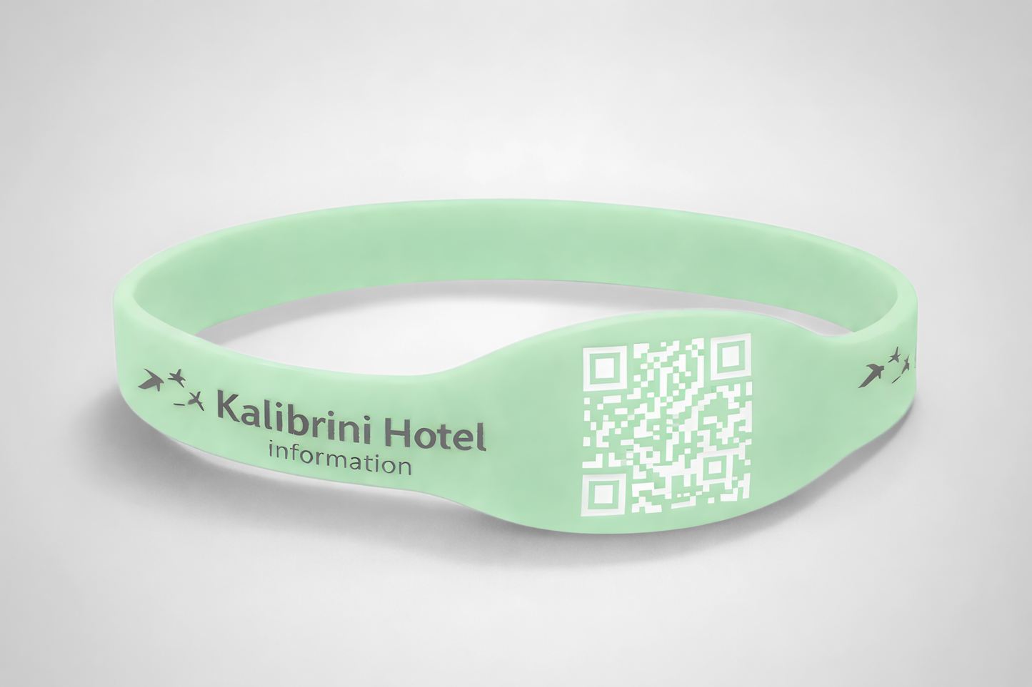 Fotografia silikónových náramkov s QR kódom od JM Band®. Silikónové náramky s hrúbkou 6 mm si môžete zakúpiť tu.