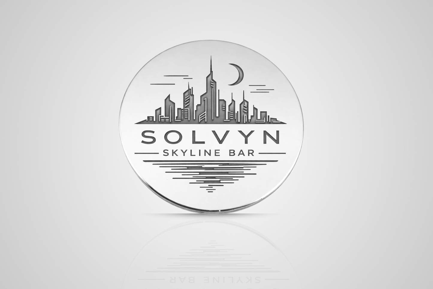 Kovové žetóny v striebornej farbe s gravírovaným logom od JM Band®