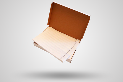 Fotografia balenia 1000 papierových náramkov na ruky - obyčajný materiál od JM Band®. Kúpte si papierové náramky na ruky v bielej farbe tu.